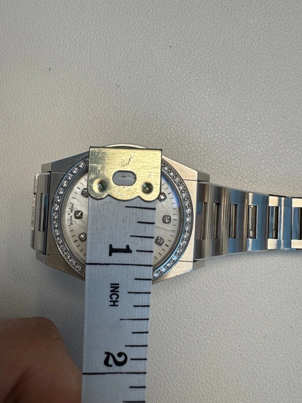 Gucci Pantheon Silver Watch with White Dial and Diamond Bezel